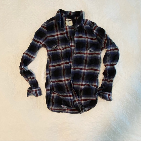 American Eagle Navy flannel XS - Picture 1 of 3